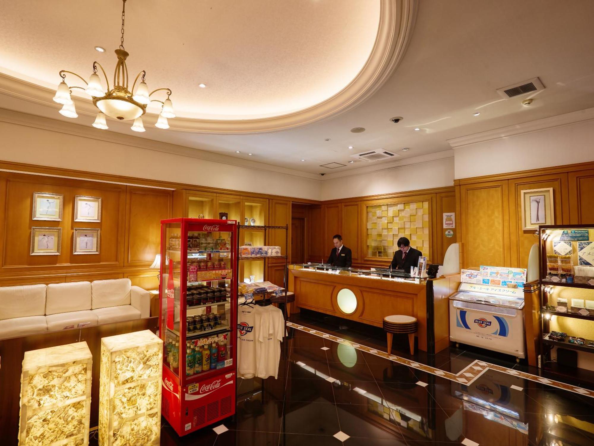 那霸布利昂酒店 外观 照片